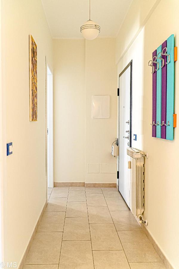Pietra Home, Posto Auto, Ac ,Wifi, 150Mt Dal Mare Pietra Ligure Bagian luar foto